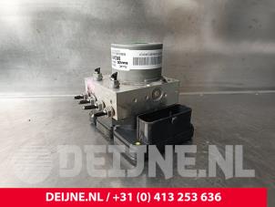 Gebruikte ABS Pomp Maxus eDeliver 3 50 kWh, 53 kWh Prijs € 363,00 Inclusief btw aangeboden door van Deijne Onderdelen Uden B.V.