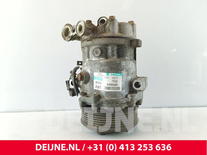 Aircopomp van een Opel Combo 1.3 CDTI 16V ecoFlex 2014