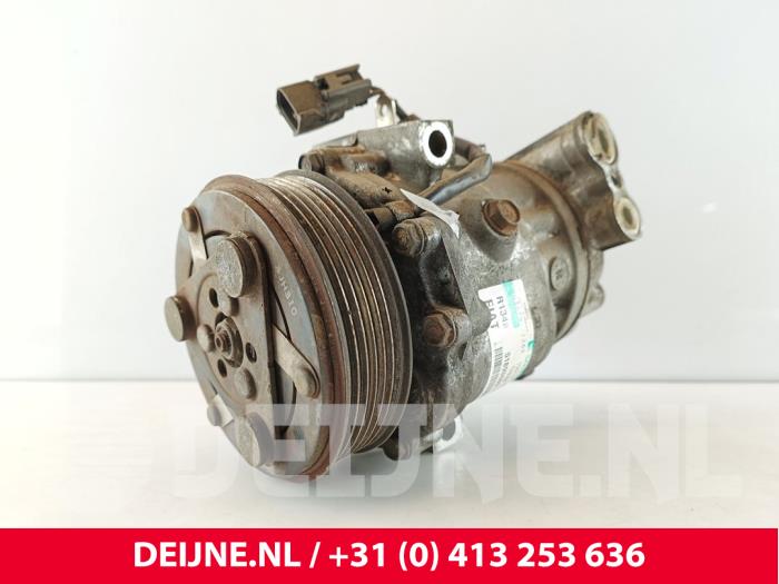 Aircopomp van een Opel Combo 1.3 CDTI 16V ecoFlex 2014