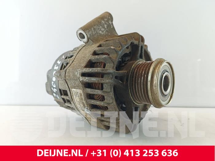 Dynamo van een Opel Combo 1.3 CDTI 16V ecoFlex 2014