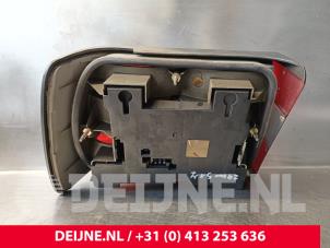 Volvo 850 Taillight, right O243775 photo 2