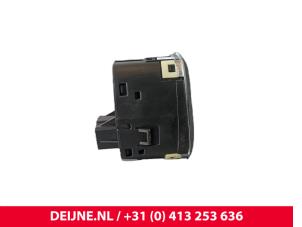 Lynk & Co 01 Start/stop switch O243746 photo 3