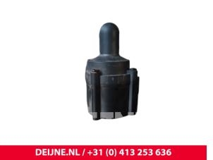 Lynk & Co 01 Waterpomp O243763 foto 3