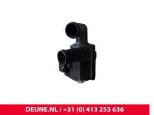 Gebruikte Waterpomp Lynk &amp; Co 01 1.5 PHEV Prijs € 60,50 Inclusief btw aangeboden door van Deijne Onderdelen Uden B.V.