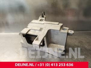 Lynk & Co 01 Engine mount O243779 photo 3