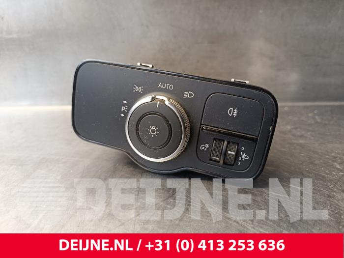 Mercedes Sprinter Licht Schakelaar O243806