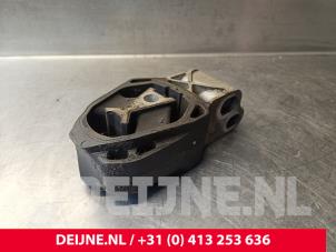 Gebruikte Motorrubber Lynk &amp; Co 01 1.5 PHEV Prijs € 30,25 Inclusief btw aangeboden door van Deijne Onderdelen Uden B.V.