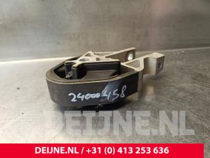 Gebruikte Motorrubber Lynk &amp; Co 01 1.5 PHEV Prijs € 30,25 Inclusief btw aangeboden door van Deijne Onderdelen Uden B.V.