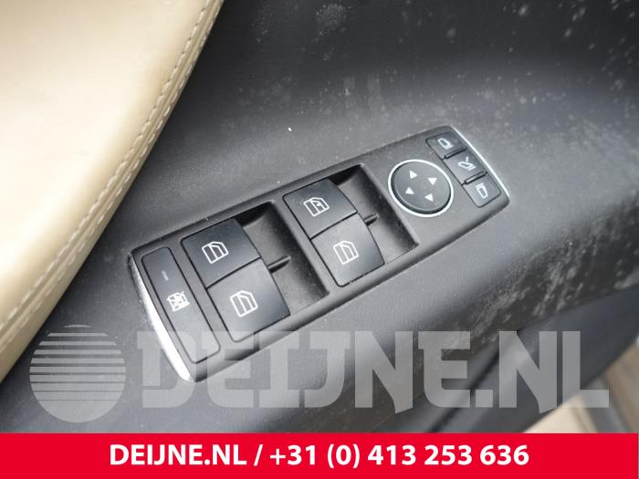 Tesla Model X Elektrisches Fenster Schalter O243962
