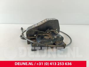 Tesla Model X Front door lock mechanism 4-door, right O244009 photo 2