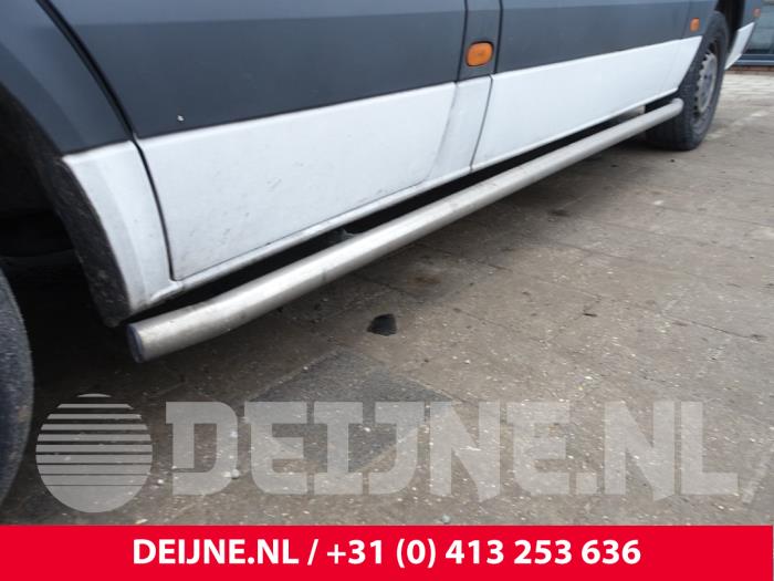 Mercedes Sprinter Seitenleiste O244042