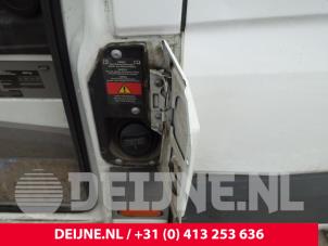 Mercedes Sprinter Tank Klep O244106 foto 2