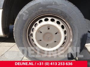 Mercedes Sprinter Set of wheels O244107 photo 3