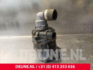 Volvo V60 Wasserpumpe O244060 foto 2