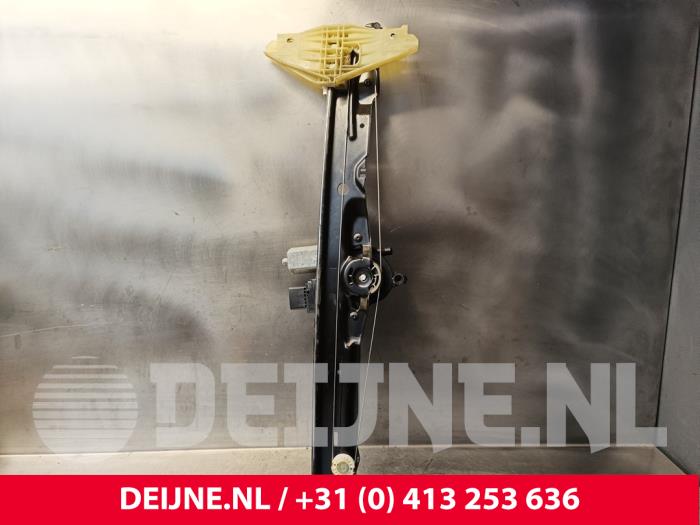 Peugeot Expert Fenstermechanik 2-türig rechts vorne O244141