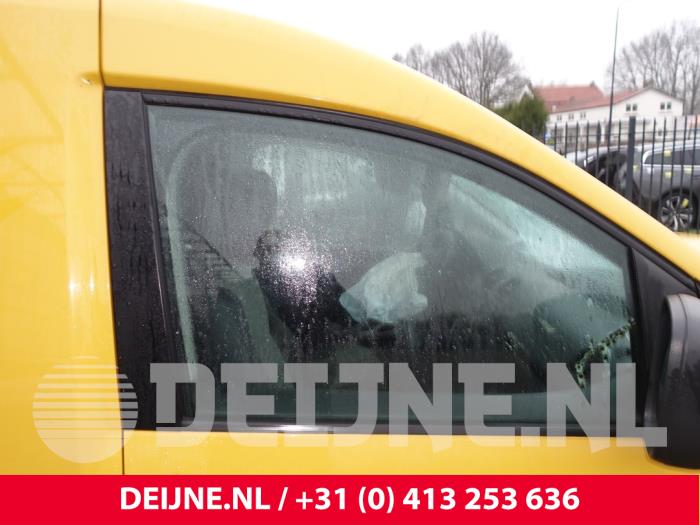 Volkswagen Caddy Fenstermechanik 2-türig rechts vorne O244262