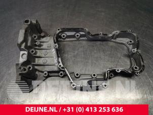 Gebruikte Carterpan Opel Combo 1.3 CDTI 16V Prijs € 84,70 Inclusief btw aangeboden door van Deijne Onderdelen Uden B.V.