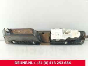 Peugeot Expert Electric window switch O244382 photo 2