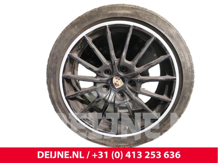 Porsche Panamera Wheel O244451