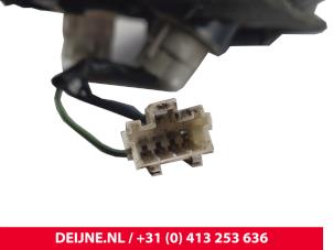 Hyundai H200 Taillight, left O244471 photo 3