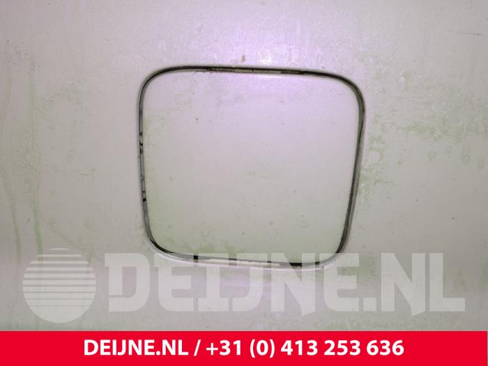 Hyundai H200 Tankklappe O244510
