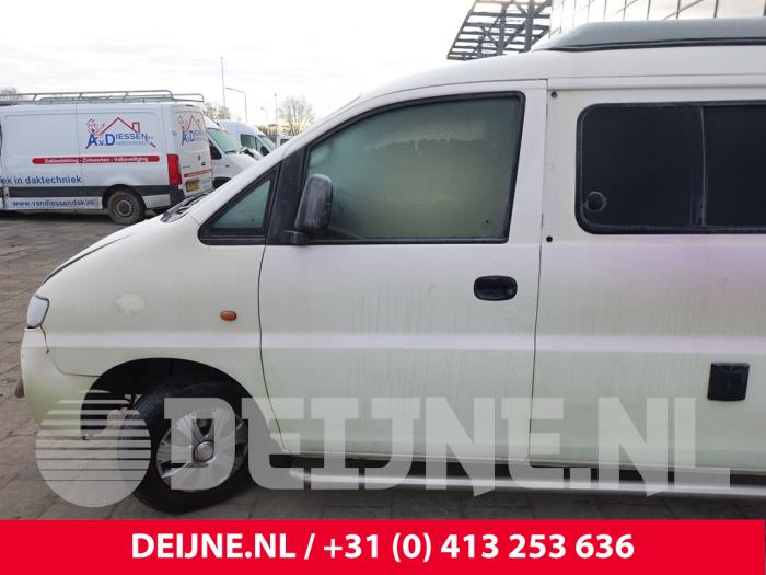 Hyundai H200 Fenstermechanik 2-türig links vorne O244517