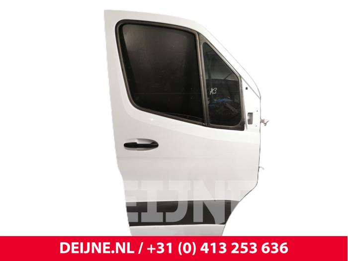 Mercedes Sprinter Tür 2-türig rechts O244536