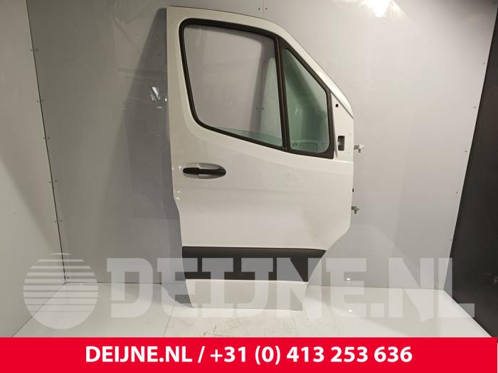 Mercedes Sprinter Tür 2-türig rechts O244559