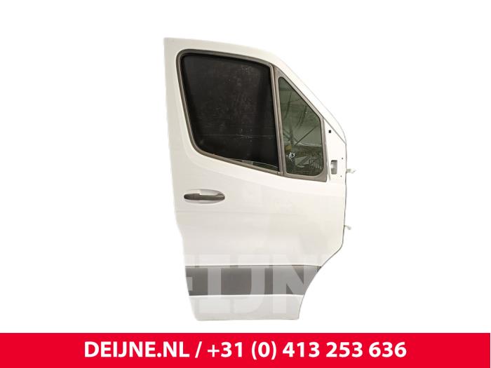 Mercedes Sprinter Tür 2-türig rechts O244589