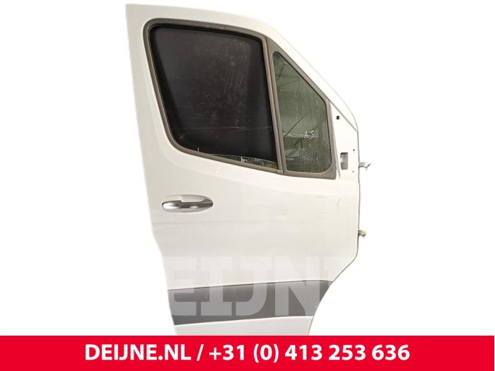 Mercedes Sprinter Tür 2-türig rechts O244590