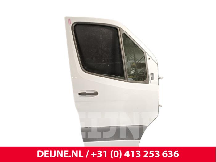 Mercedes Sprinter Tür 2-türig rechts O244592