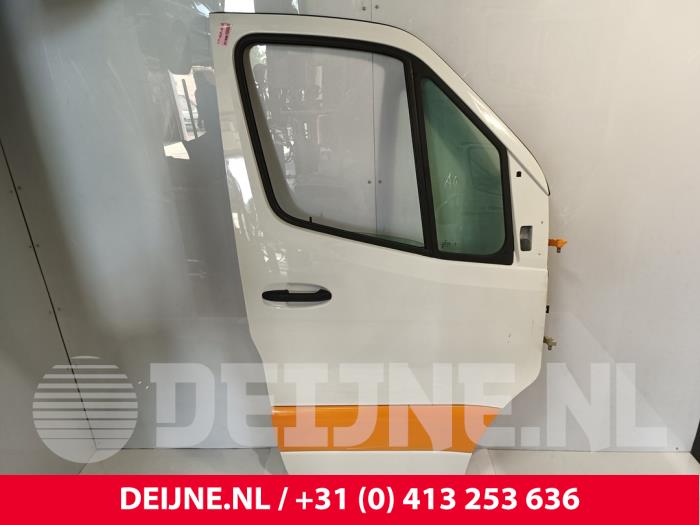 Mercedes Sprinter Tür 2-türig rechts O244609