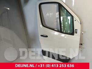 Mercedes Sprinter Door 2-door, right O244611 photo 2
