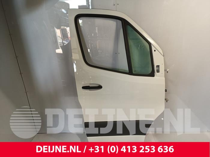 Mercedes Sprinter Tür 2-türig rechts O244615
