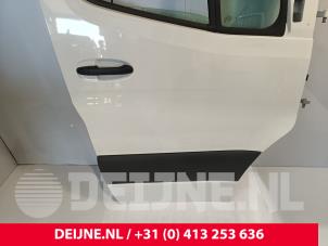 Mercedes Sprinter Door 2-door, right O244619 photo 3