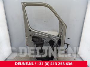 Renault Master Tür 2-türig links O244826 foto 3