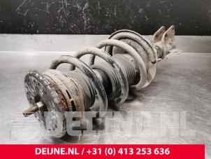 Renault Master Stoßdämpferstrebe rechts vorne O244838 foto 3