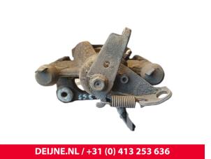 Renault Master Bremszange links hinten O244829 foto 3