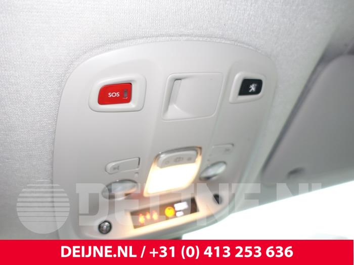 Peugeot Expert Innenbeleuchtung vorne O244875