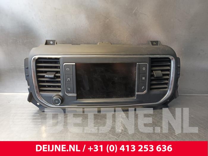 Peugeot Expert Displays Multi Media Anzeige O244879