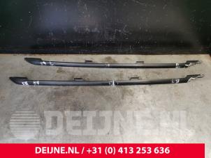 Gebruikte Dakdrager set Volkswagen Caddy Combi V (SBB/SBJ) 2.0 TDI BlueMotionTechnology Prijs € 242,00 Inclusief btw aangeboden door van Deijne Onderdelen Uden B.V.