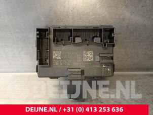 Volkswagen Caddy Centrale Deurvergrendelings Module O244997 foto 3
