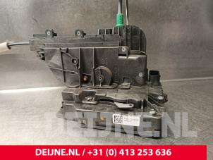 Mercedes Vito Türschlossmechanik 2-türig links O245070 foto 2