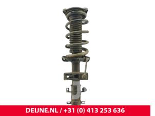 Mercedes Vito Schokdemperpoot links-voor O245053 foto 3