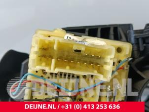 Opel Vivaro Steering column stalk O245245 photo 3