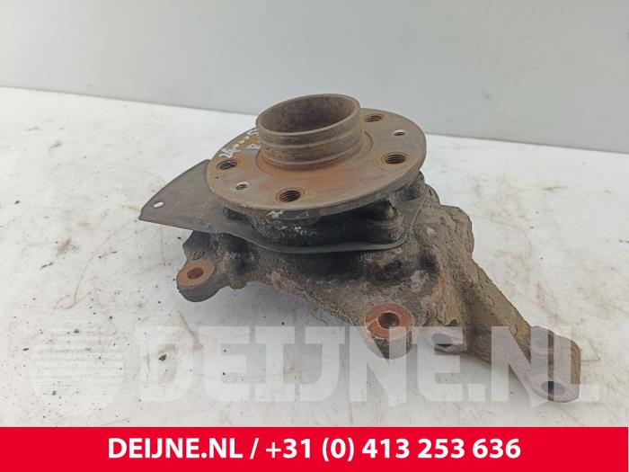 Opel Vivaro Achsschenkel rechts vorne O245254