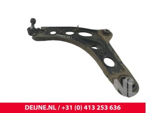 Opel Vivaro Front lower wishbone, left O245248 photo 2