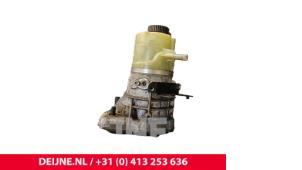Opel Vivaro Power steering pump O245273 photo 2