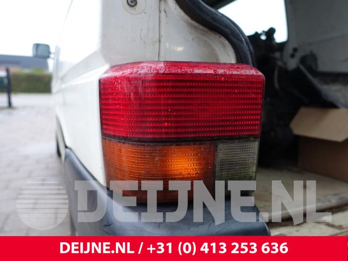 Volkswagen Transporter Achterlicht links O245298