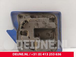 Opel Movano Tankklappe O245430 foto 2